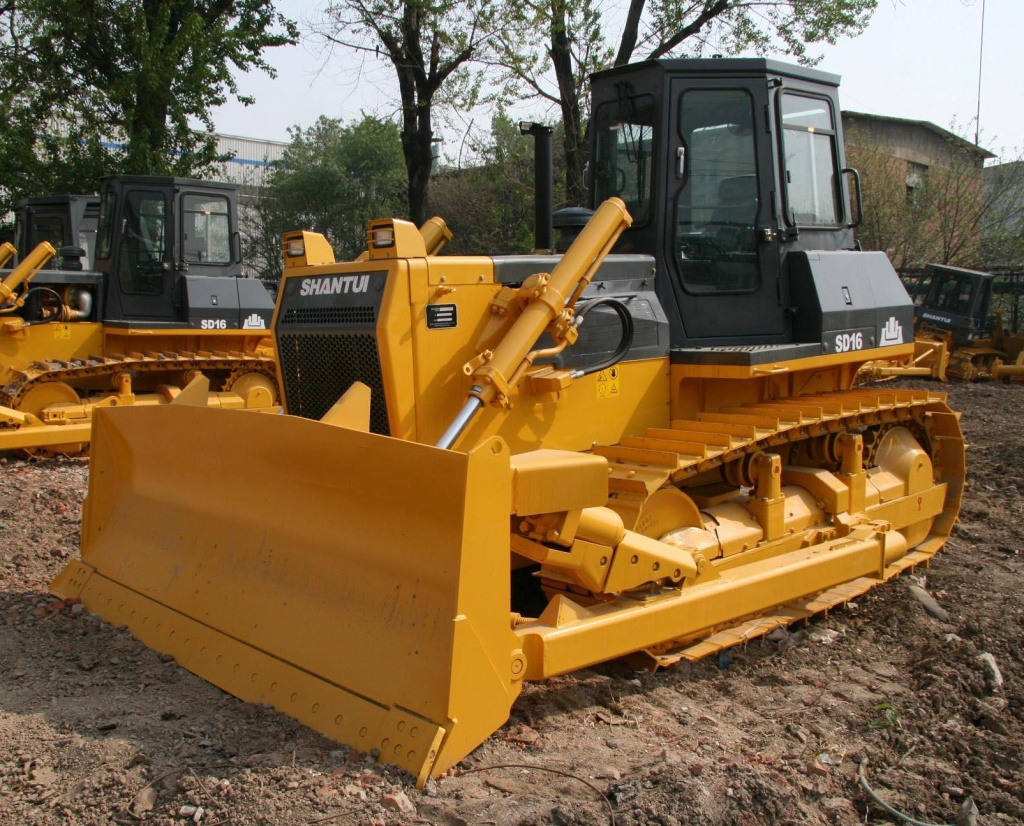 бульдозер Shantui